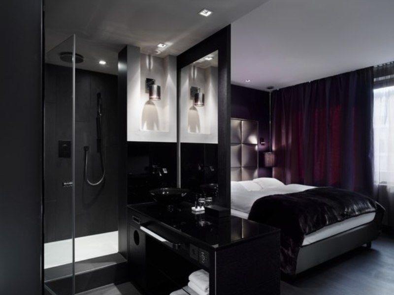 Roomers Frankfurt Central, Autograph Collection