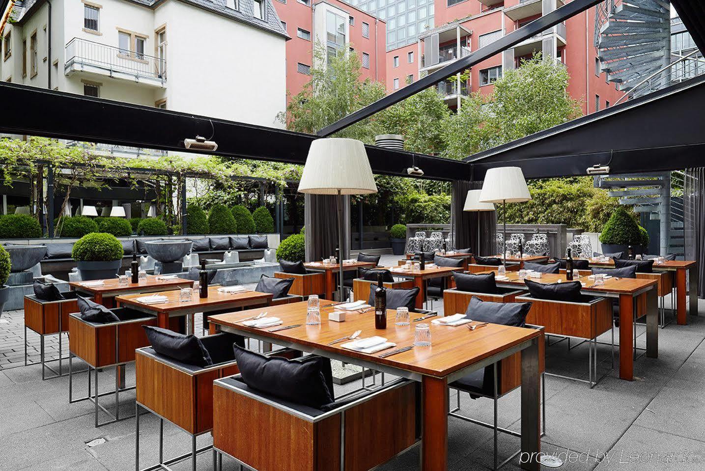 Hotel Roomers Frankfurt Central, Autograph Collection 5*