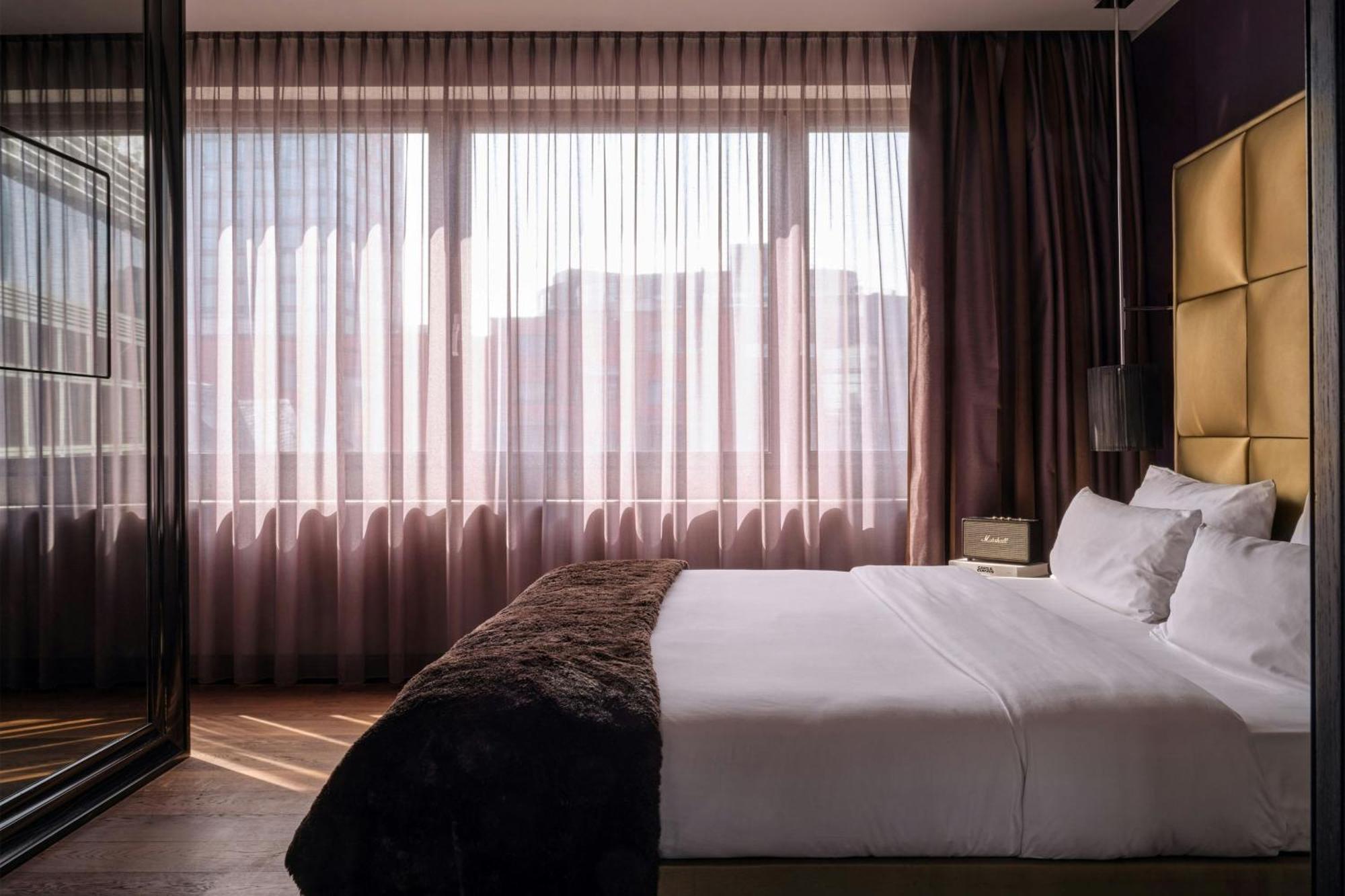 Roomers Frankfurt Central, Autograph Collection Hotel 5*