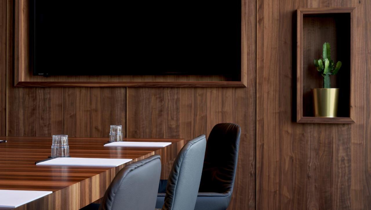 Hotel Roomers, Frankfurt, A Member Of Design 5*